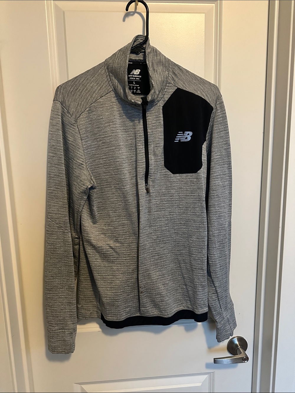 New Balance Men’s Large Gray Heat Grid 1/2 Zip Running Pullover